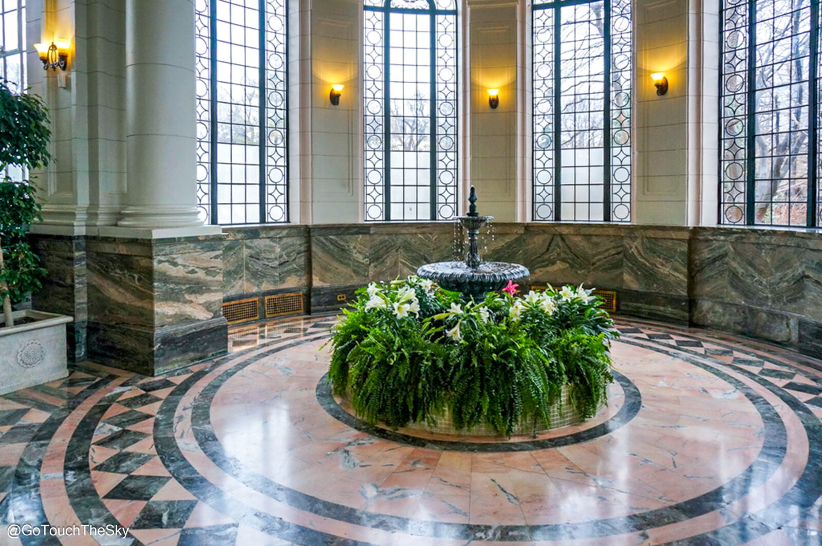 โถงทางเข้าของ Casa Loma Castle 