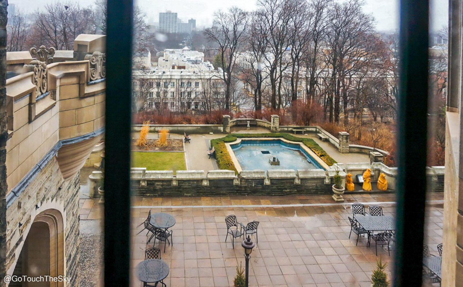 วิวจากบนหอคอยของปราสาท Casa Loma
