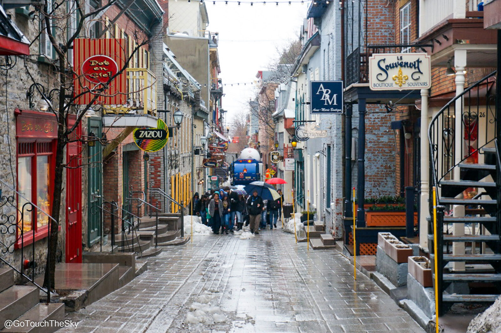 บรรยากาศ Old Lower Town ของเมืองเก่าควิเบกซิตี้ Vieux-Québec 